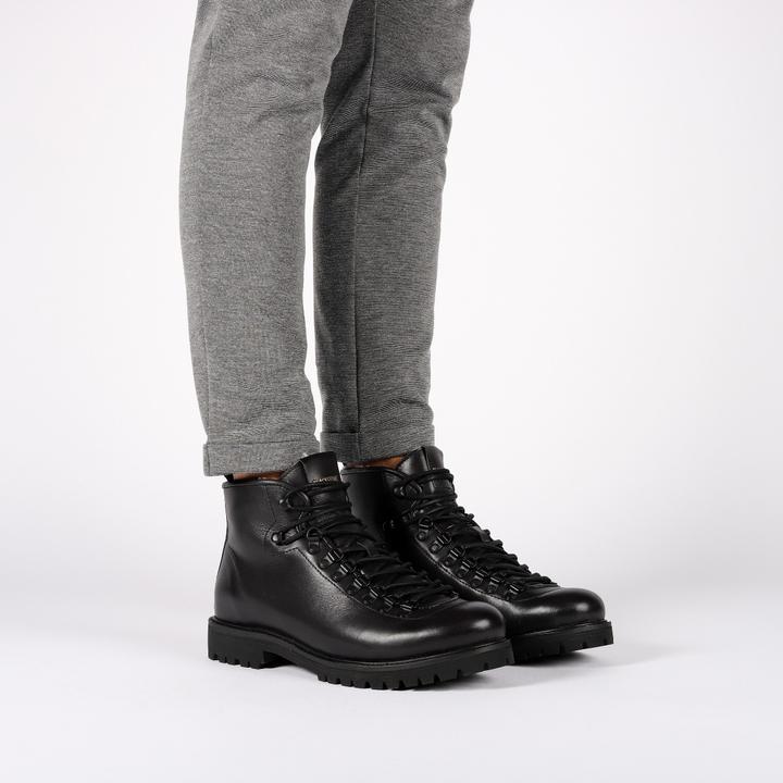 Actual product image Blackstone Biker (43)