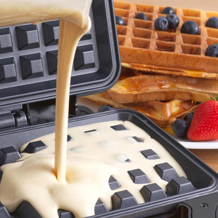 Actual product image Petra PT2249TFVDE Deep fill waffle maker