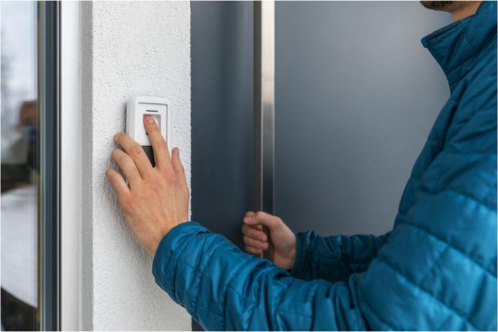 Actual product image Abus Bluetooth finger scanner HomeTec Pro CFS3100, silver (Fingerprint)