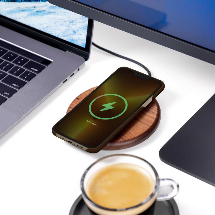 Actual product image iDeal Of Sweden Designer Hard Cover Intense Brown (Apple iPhone 13 Pro)