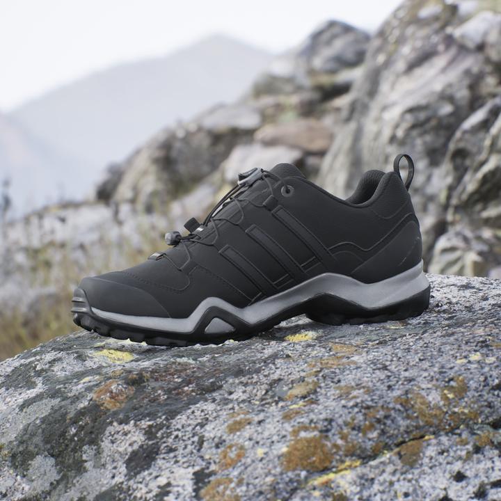 Actual product image adidas hiking shoes terrex swift r2 gore-tex (42 2/3)