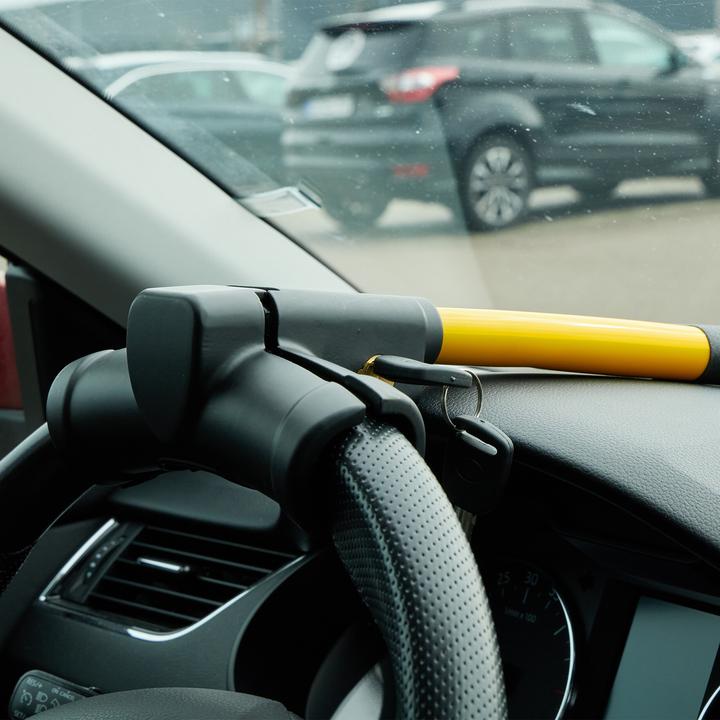 Actual product image Relaxdays Steering wheel lock