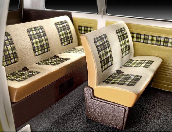 Actual product image Revell VW T3 Bus
