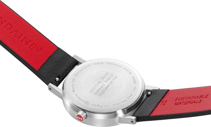 Actual product image Mondaine Classic Pure (Analogue wristwatch, Swiss made, 36 mm)