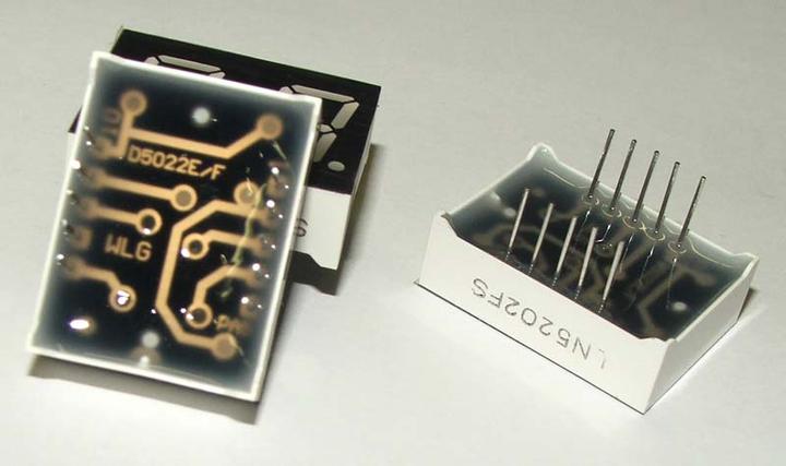Image du produit OEM Affichage à 7 segments Com. rouge Anode 2 caractères 12.7mm (Kit électronique)
