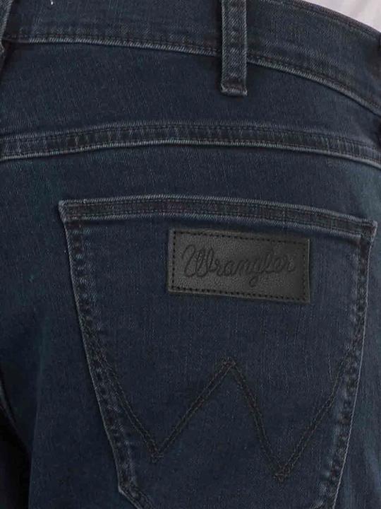 Actual product image Wrangler Greensboro (W38/L32)