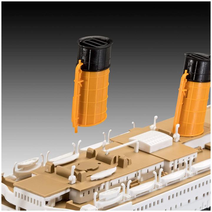 Produktbild Revell R.M.S. Titanic
