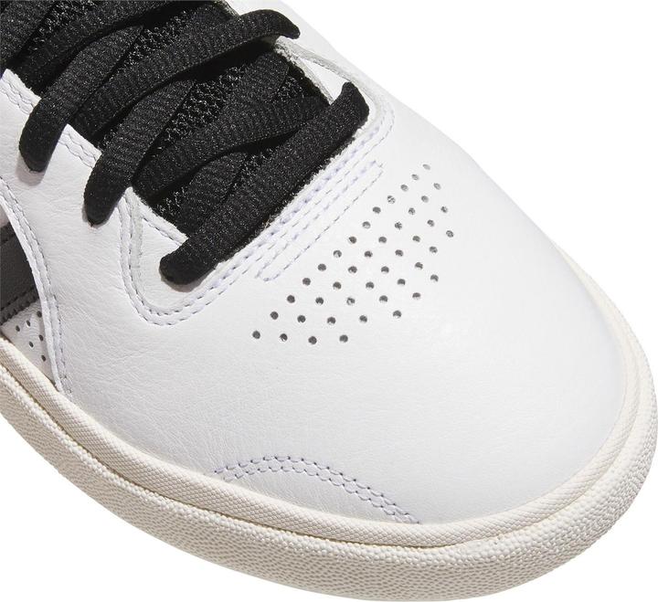 Image du produit adidas Tyshawn (40 2/3)