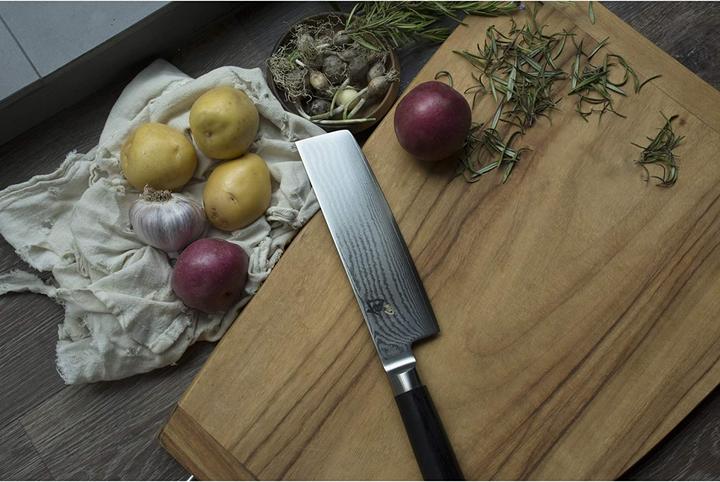 Actual product image Kai DM-0728 Shun Nakiri (16.50 cm)