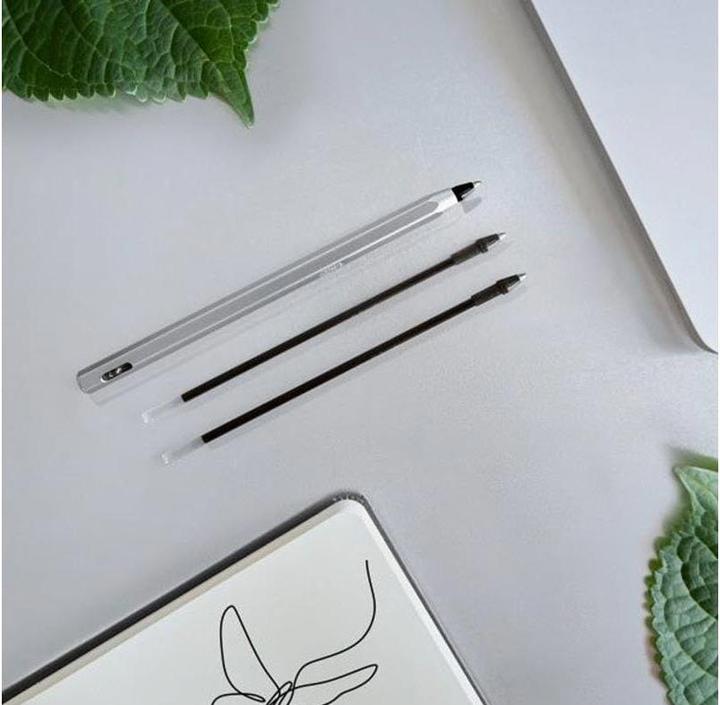 Actual product image Bic CRYSTAL - ball pen (Blue, 1 x)