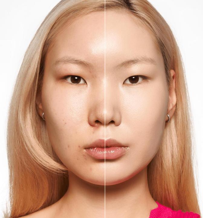 Produktbild essence Natural Matte Mousse Foundation (1)
