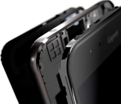 Actual product image Gigaset Me (32 GB, Black, 5", Dual SIM, 16 Mpx, 4G)