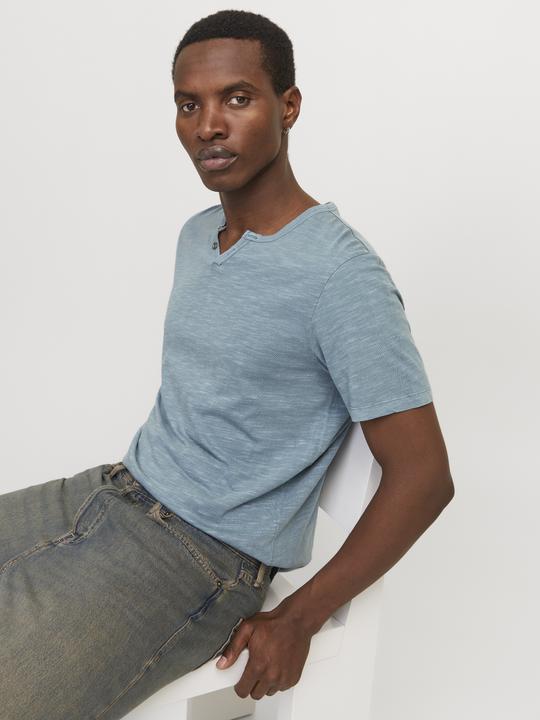 Image du produit Jack & Jones Jjesplit Neck Tee Ss Noos (S)