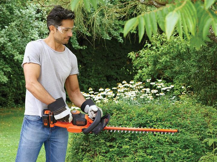 Actual product image Black & Decker 36V Powercommand (Cordless hedgecutters)