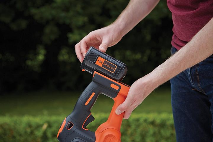 Actual product image Black & Decker 36V Powercommand (Cordless hedgecutters)