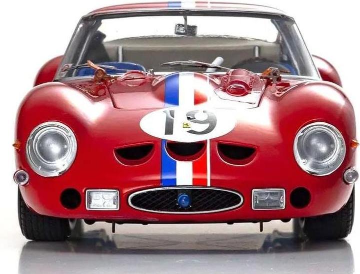 Actual product image Kyosho Ferrari 250 GTO #19 1:18