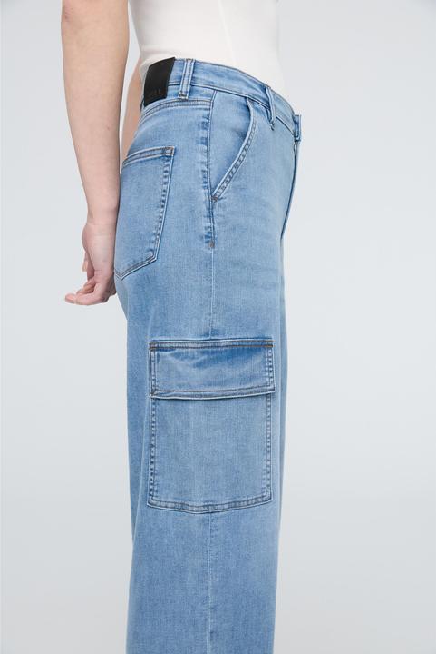 Actual product image Du/Er Performance Lite High Rise Cargo (W26/L28)