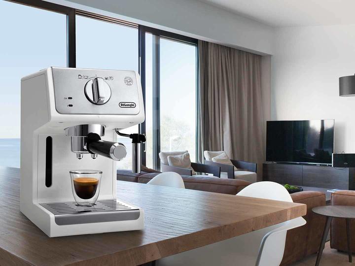 Actual product image De'Longhi Active Line