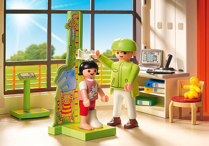 Actual product image Playmobil Paediatric clinic with facility (6657, Playmobil City Life)