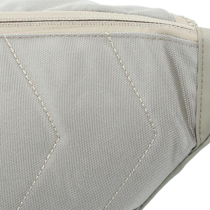 Actual product image Bench Terra belt bag 37 cm