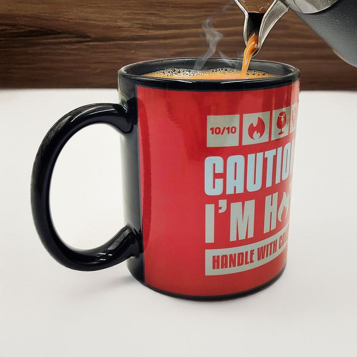 Produktbild Mad Monkey Tasse "Caution I am Hot" - mit Farbwechsel (300 ml, 1 x)