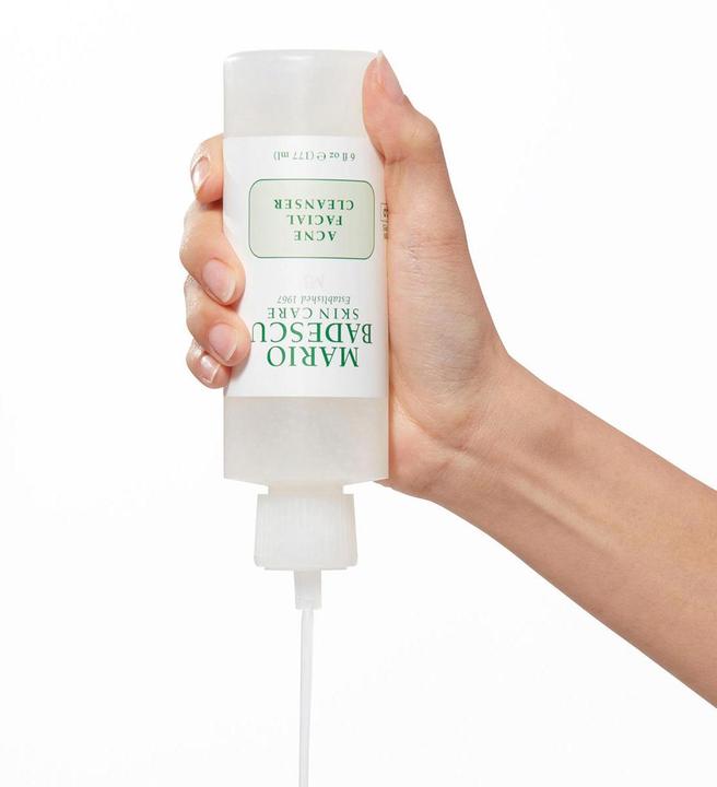 Actual product image Mario Badescu Acne Facial Cleanser (Cleaning cloths, 177 ml)