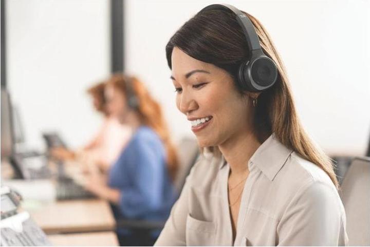 Actual product image Cisco 730 Duo Carbon (Wireless, USB-A)