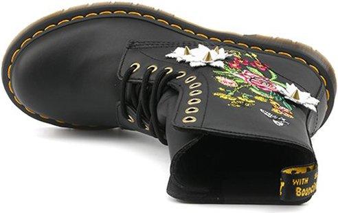 Actual product image Dr. Martens 1490 Bloom (40)