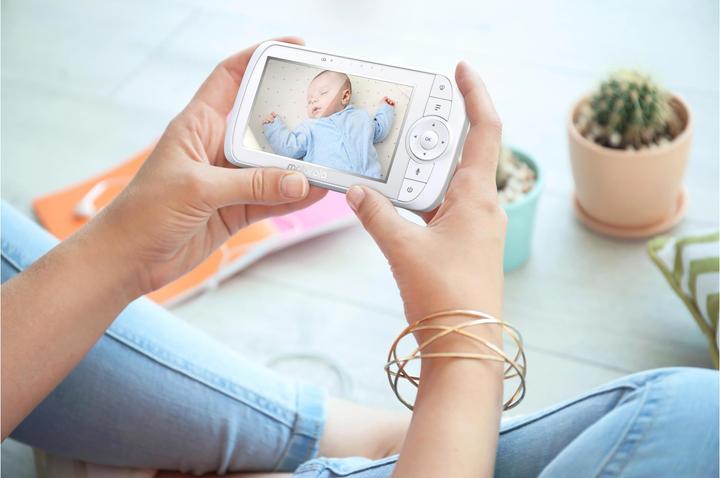 Actual product image Motorola Baby Monitor Video VM35 (Video & Audio, 300 m)