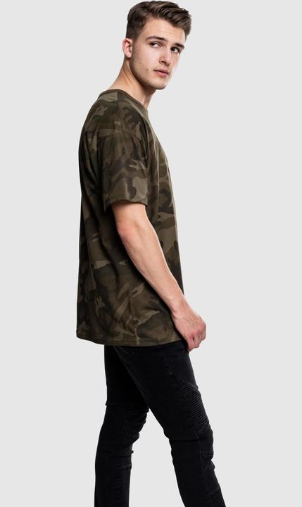 Actual product image Urban Classics Camo Oversized Tee (S)