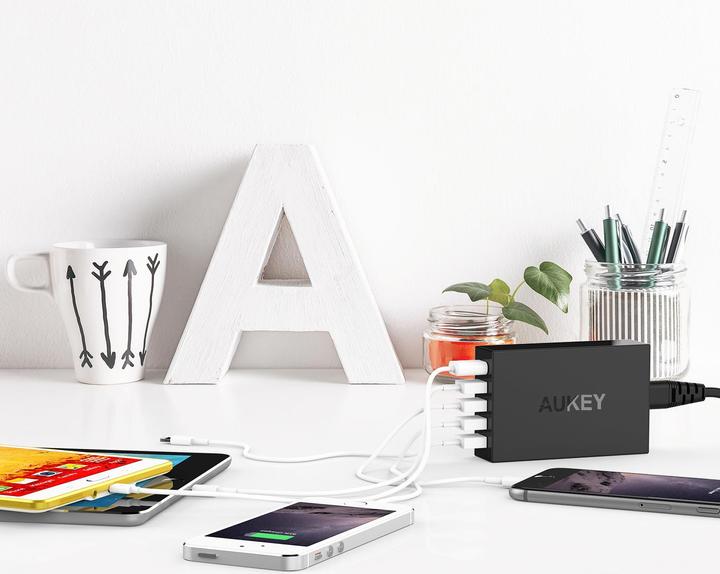 Immagine prodotto Aukey Pa-T15 (54 W)