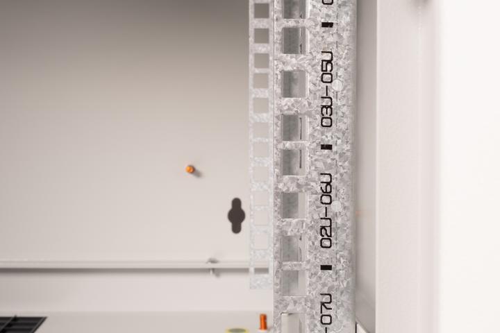 Image du produit Digitus DN-19 07-U SoHoline (7 HE, Rack 19 pouces)