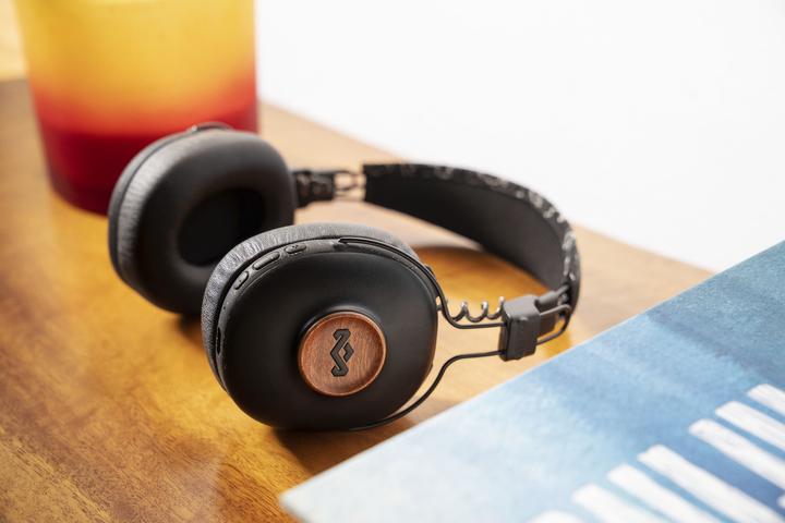 Actual product image House of Marley Positive Vibration Frequency (No noise cancelling, 34 h, Wireless)