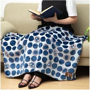Actual product image Marushin Mon Voisin Totoro - Couverture moirée Silhouette de Noiraude 70x100 cm (70 x 100 cm)