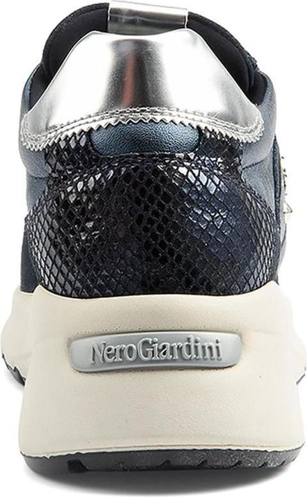 Actual product image Nero Giardini Diba (39)