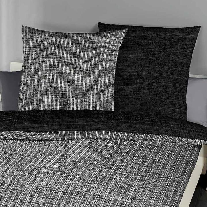 Actual product image BettwarenShop Timeless Winter Black (Bedding set, 200 x 200 cm, 80 x 80 cm)