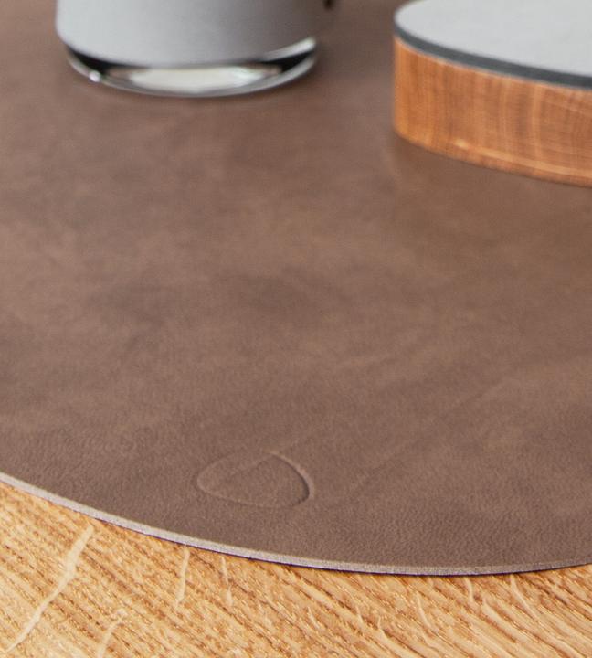 Image du produit Andersign Set de table Curve L, Double Cloud Brown/Nupo Sand, 37 x 44 cm (1 pcs, 37 x 44 cm)