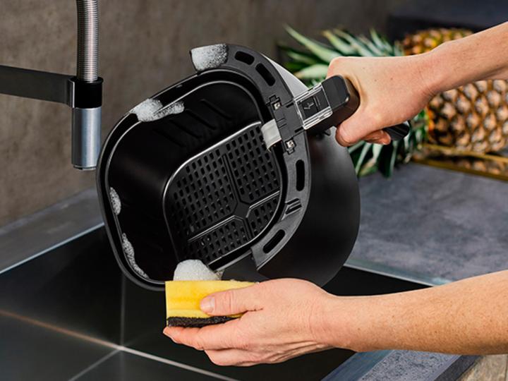 Produktbild Medion Heissluft-Fritteuse MD 10532, 1 kg, Schwarz