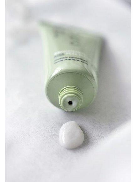 Actual product image Madara Brightening Aha (60 ml)