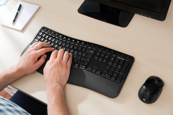 Image du produit Microsoft Comfort Desktop 5050 (ING. Int., Sans fil)