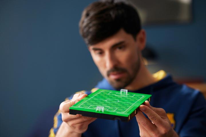 Image du produit LEGO Le Camp Nou - FC Barcelone (10284, LEGO Creator Expert, LEGO difficiles à trouver)