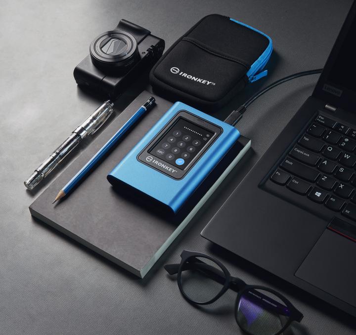 Produktbild Kingston IronKey Vault Privacy 80 (7680 GB)