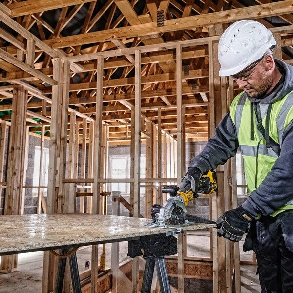 Actual product image DeWalt DCS571NTXJ
