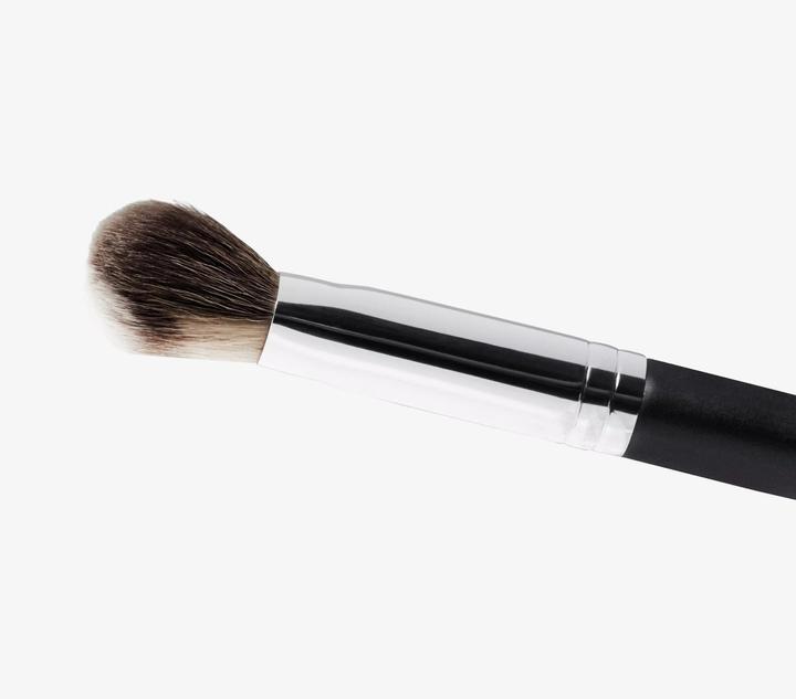 Actual product image MAC Cosmetics 128S Split Fibre Cheek Brush (Blusher)