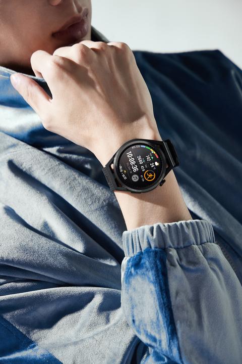 Actual product image Huawei Watch GT Runner (46 mm)