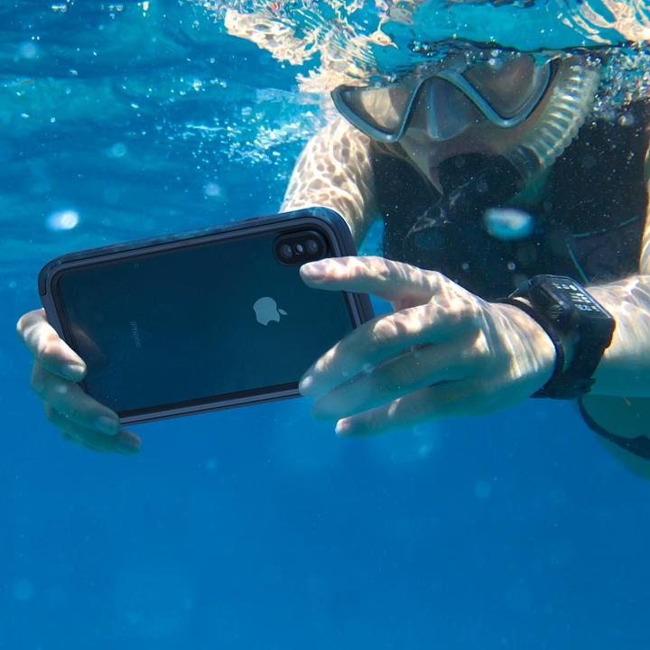 Actual product image Catalyst waterproof case (Apple iPhone XS Max)
