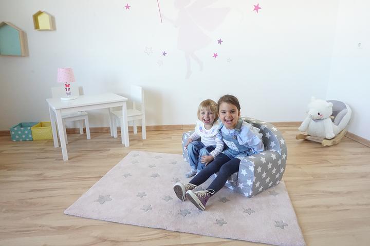 Image du produit Knorrtoys Kindersofa - "Grey white stars" (Canapé pour enfants)