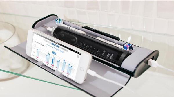 Actual product image Oral-B Genius 9000 Black&White CH-Edition (Oscillating toothbrush)