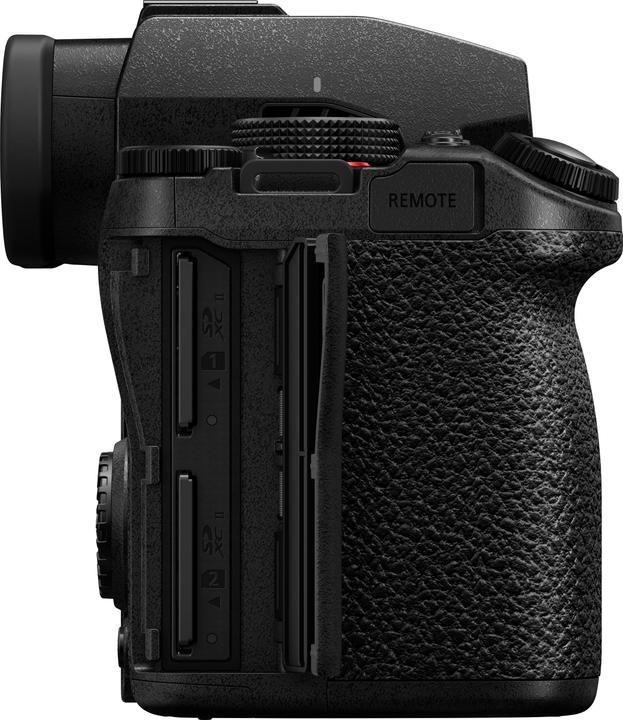 Image du produit Panasonic Lumix S5IIX Kit (20 - 60 mm, 24.20 Mpx, Plein format)