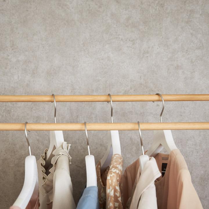 Actual product image Yamazaki Garderobe mit Rollen TOWER